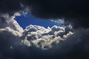 Stormy Sky Stampe: Dramatic cloudscape with (cumulus) clouds