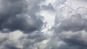 Cloudy Sky Europe Stampe: Dramatic cloudscape with (cumulus) clouds