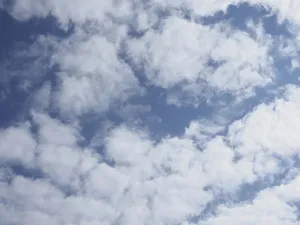 Dramatic Cloudy Sky Stampe: Dramatic cloudy sky background