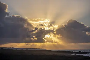 Lanzarote Sunset Stampe: Dramatic cloudy sky with sunbeams at sunset