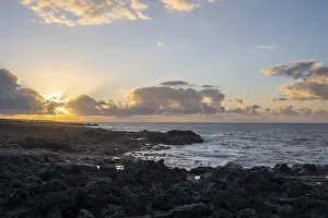 Lanzarote Sunset Stampe: Dramatic cloudy sky with sunbeams at sunset