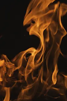 Dark Background Flames Stampe: Dramatic flames against A dark background