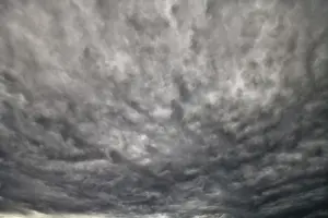 Thunderstorm Mood Images Stampe: Dramatic, monochrome storm clouds