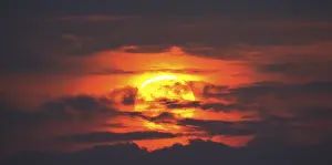 Dramatic Clouds Europe Stampe: Dramatic sunset behind clouds, Schleswig-Holstein