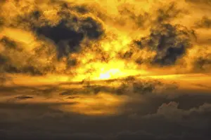 Overcast Sky In Germany Stampe: Dramatic sunset under cloudy sky