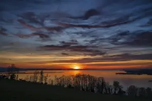 Lake Constance Evening Sky Stampe: Dramatic sunset on the lake, clouds