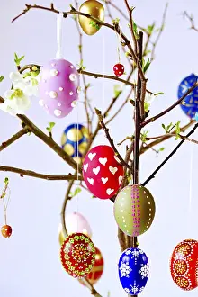 European Spring Flowers Stampe: Easter, Easter bouquet with colorful Easter eggs