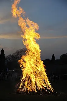 Evening Atmosphere Stampe: Easter fire