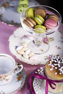 Easter Macaron Installation Stampe: The easter installation with macarons