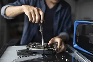Electronic Repair Shop Stampe: IT Engineer installing Hardware Equipment Development Facility Engineer Maintenance computer Motherboard Electronic