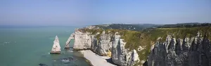 Steep Cliff Landscape Stampe: Etretat
