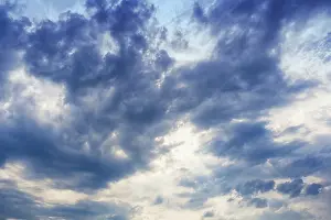 Cloudy Atmosphere Stampe: Evening sky with clouds before the storm