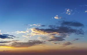 Cloudy Evening Mood Stampe: Evening sunset sky with dramatic clouds