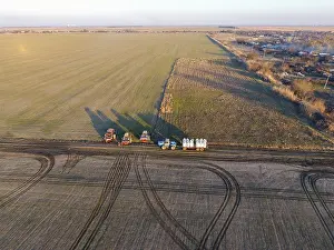 Deserted Farmland Photography Stampe: Export of fertilizer to the fields