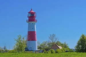 Blue Sky Coastal Scene Stampe: Falshoeft lighthouse, navigation