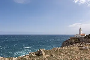 Far De Capdepera Lighthouse Stampe: Far de Capdepera lighthouse, cliffs