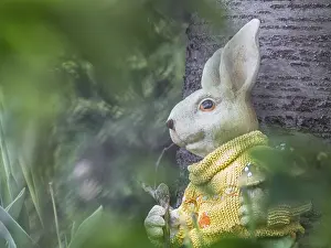 Ornate Garden Decoration Stampe: A figure of the Easter bunny