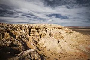 Bayanzag Flaming Cliffs Stampe: The flaming cliffs of Bayanzag