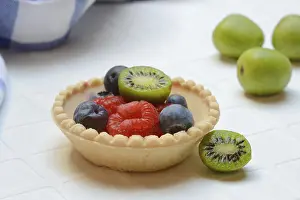 Raspberry Tartlet Stampe: Fruit in tartlet base, raspberry