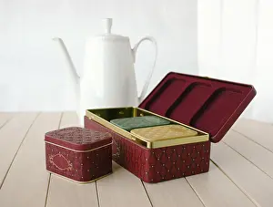 Hot Beverage Photography Stampe: Gift collection in boxes of tea
