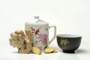 Ginger Spice Stampe: Ginger root with cup, ginger tea