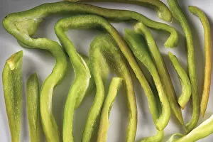Healthy Eating Plate Stampe: Green bell pepper slice or section texture