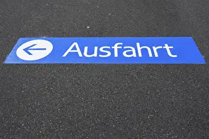 Deserted Road Signs Stampe: Ground marking exit