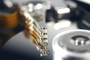Data Storage Technology Stampe: Harddisk Read-Write Head on the Disc