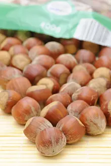 Hazelnut Nutrition Facts Stampe: Hazelnuts