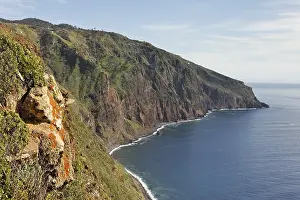 Madeira Lighthouse Stampe: High cliffs at the lighthouse of