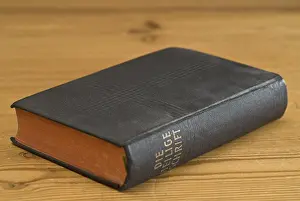Sacred Religious Texts Stampe: The Holy Scripture (old protestant edition)