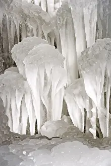 Bizarre Ice Formations Stampe: Icicles formation