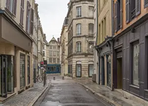 Historic Old Town Stampe: Impression of Troyes