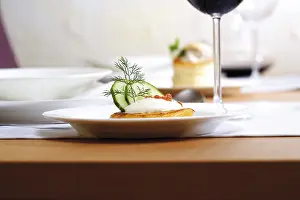 Wine Glass Setting Stampe: Laid table