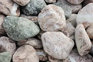 Filling The Format Images Stampe: Large pebbles