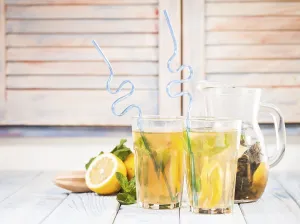 High Calorie Food Stampe: Lemonade on the table in the kitchen