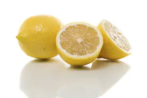 Lemon On White Background Stampe: Two lemons white background with shadow