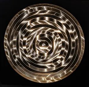 Stampe di Diffrizioni di luce, Martha Boto, 1966, Kunsthal con mostra temporanea 100 anni d'arte cinetica, arte cinetica con effetti di luce, Rotterdam, Paesi Bassi Iniidae Stampe: Diffrizioni di Luce, Martha Boto.
