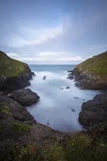 Steep Cliff Landscape England Stampe: lizard cove - Cornwall