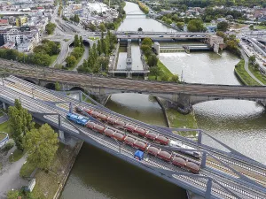 Stuttgart 21 Project Stampe: Load test on the Neckar Bridge