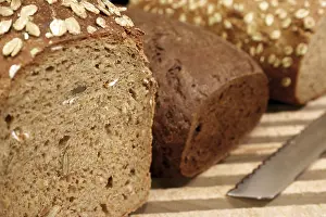 Bread Nutrition Stampe: Detail of three loaves of bread