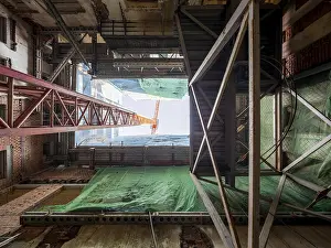 Building Progress Stampe: Looking up inside a building under construction