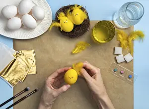 Chick From Eggs Tutorial Stampe: How to make a chick from eggs for Easter decor