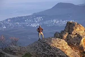Mountain Landscape Photography Stampe: Man on the top of the mountain
