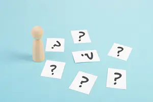 Man Thinking Stampe: Man is thinking, question marks