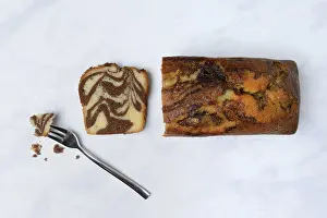 Marble Cake Stampe: Marble cake with fork