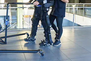 Physiotherapy Equipment Stampe: Mechanical exoskeleton