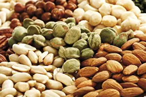 Mixed Nuts Stampe: Mixed nuts, full format, peanuts