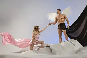 Romanticism Concept Image Stampe: Two models engage in a creative interaction