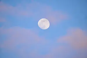 Evening Light In Europe Stampe: Moon at sunset, evening, clouds